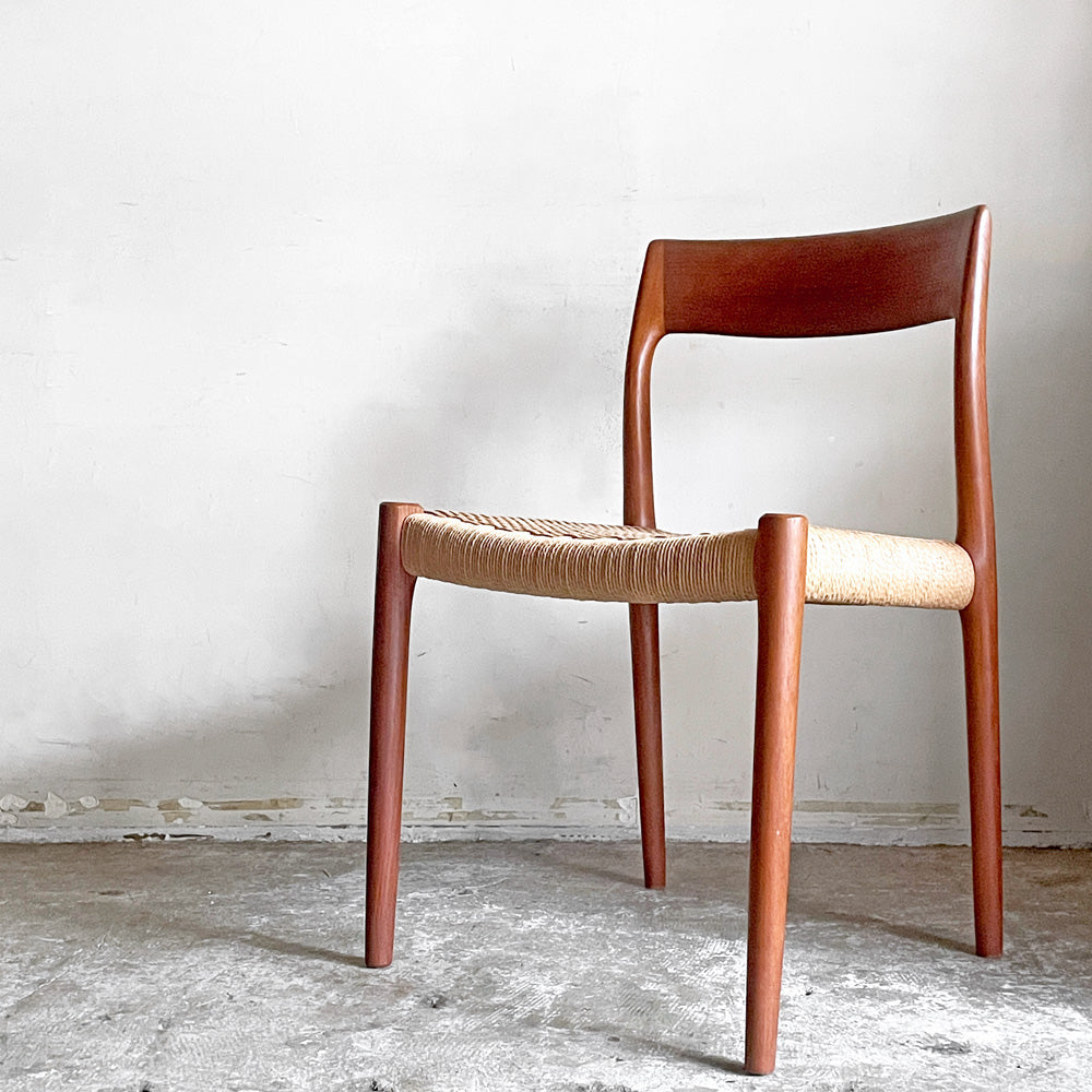 【自由が丘店】JLモラー J.L.Moller Model No.77 ダイニングチェア チーク無垢材 ペーパーコード ニールス・O・モラー デンマーク 北欧家具 買取させていただきました。