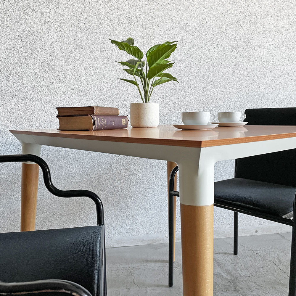 カルテル Kartell ミストラップ MISS TRAP ダイニングテーブル スクエア W80cm ビーチ材 外箱付 フィリップ・スタルク 廃番 ～ 固定概念を打ち破る ～