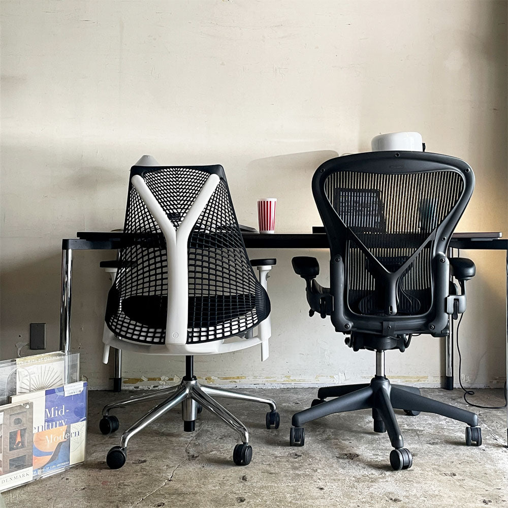 ハーマンミラー HermanMiller セイルチェア SAYL Chair & アーロンチェア スタンダード ～ “働く”を“支える”名作チェア ～