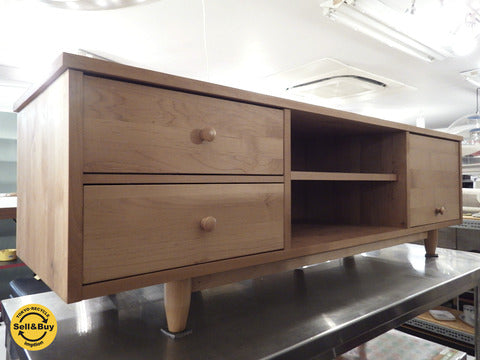 MOMO natural / モモナチュラル COMO / コモ シリーズ 150 AVボード ～なんとなくかわいい そんなシルエットの全身天然木ＡＶボード～ 【買取と販売とレンタルのお店】