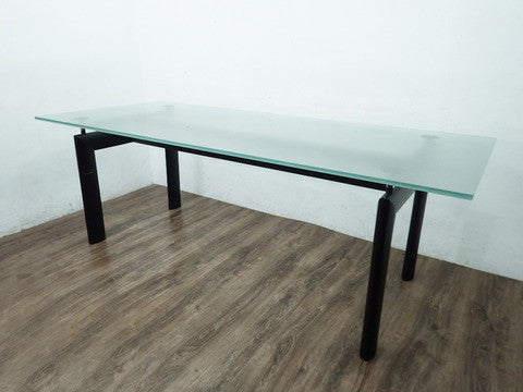 カッシーナ Cassina ixc コルビジェ LC6 ダイニングテーブル　『静寂に包まれたどこか余裕のある佇まい。』【買取と販売とレンタルのお店】