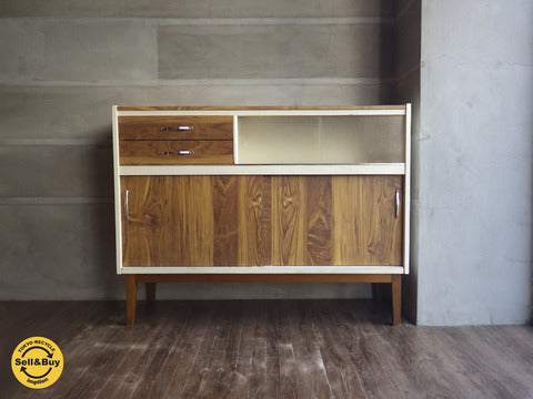UK Vintage / イギリスヴィンテージ サイドキャビネット チーク材 Fortress Kitchen Furniture ～ 美しく在り続ける家具。 【買取と販売とレンタルのお店】