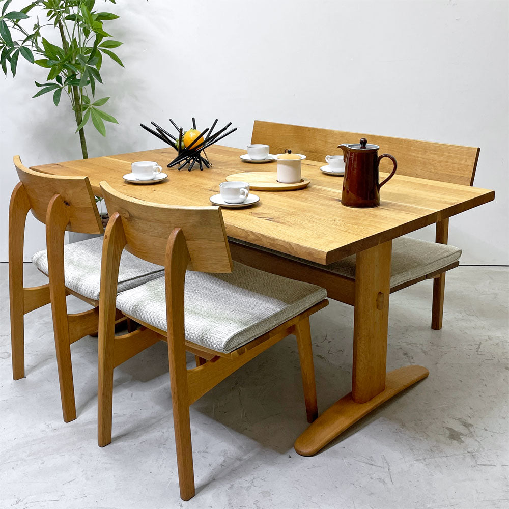 【祖師ヶ谷大蔵店】飛騨産業 HIDA 森のことば ダイニングチェア オーク無垢集成材 座クッション仕様 ファブリックシート 国産家具 買取させていただきました。