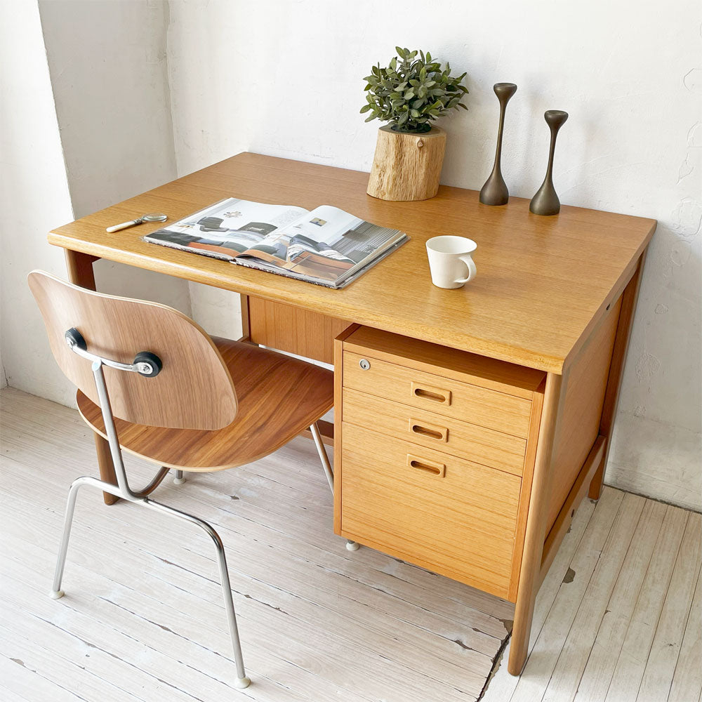 天童木工 Tendo チーク材 片袖デスク 抽斗3杯 w105cm 鍵付き ビンテージ ～温かみ感じられるビンテージデスク～