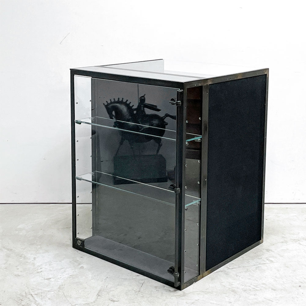 【祖師ヶ谷大蔵店】オーダーファニチャー Custom made furniture レジカウンターキャビネット ブラック アイアンフレーム ガラス ショーケース 1ドロワー 店舗什器 買取させていただきました。