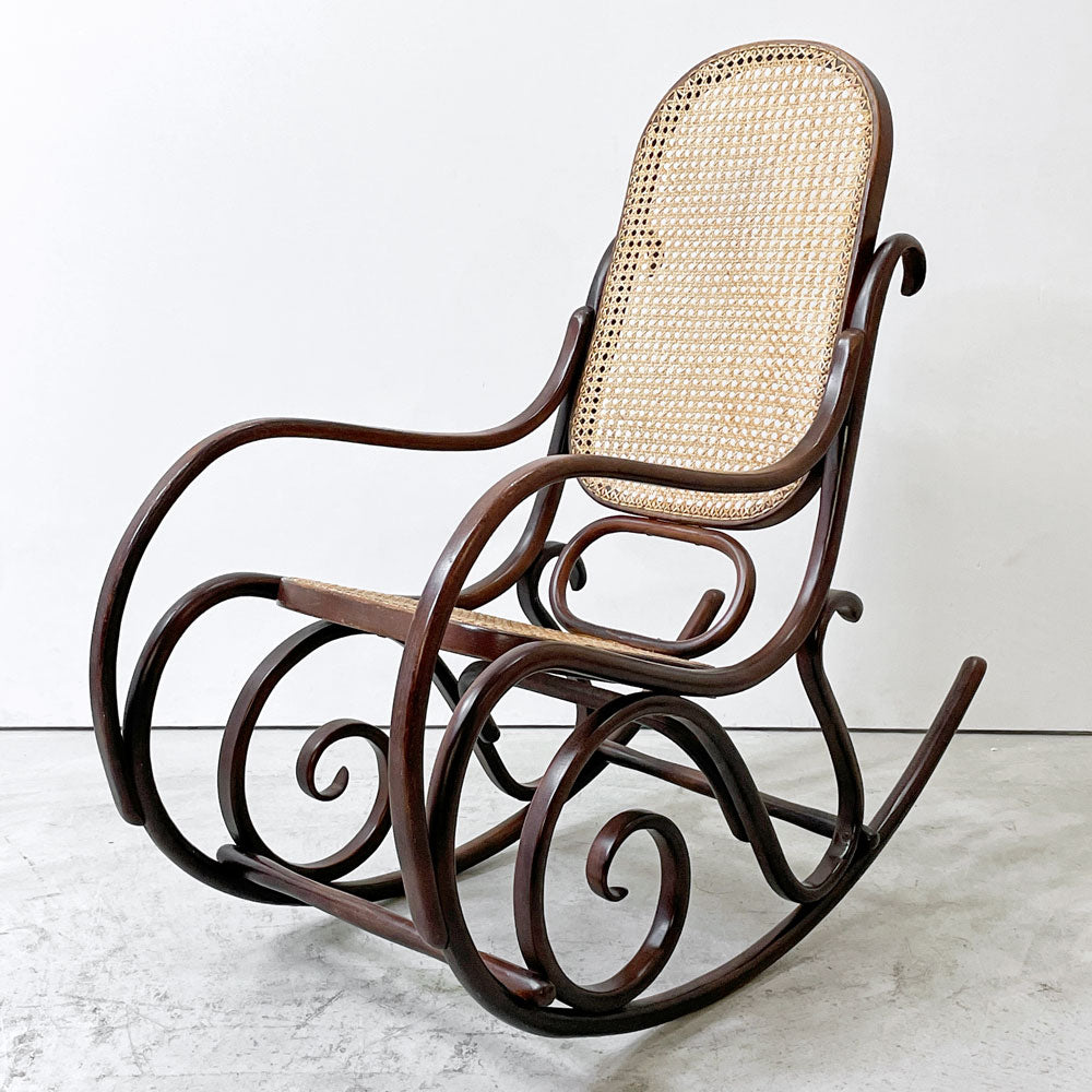 【祖師ヶ谷大蔵店】マルニ木工 オールドマルニ maruni ベントウッド ロッキングチェア Bentwood rocking chair 1976年～1988年製 #7028 リプロダクト 曲木椅子 ラタン張り 買取させていただきました。