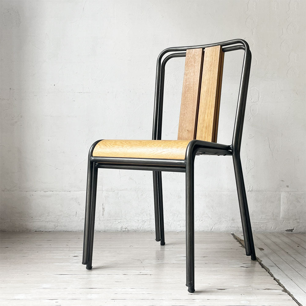 【下北沢店】ディーボディ d-Bodhi マンハッタン MANHATTAN ダイニングチェア スタッキングチェア オーク材 ナチュラル スチールフレーム インダストリアルデザイン 2脚 買取させていただきました。