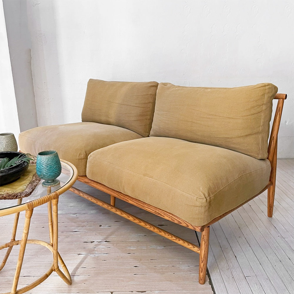 【下北沢店】モモナチュラル Momo Natural クラウド CLOUD 2Pソファ 2人掛け ファブリックシート オーク無垢材 フェザー×ウレタンクッション 買取させていただきました。