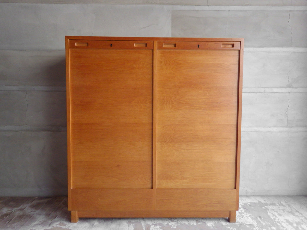 北欧ビンテージ scandinavian vintage オーク材 ファイリングキャビネット 書類棚 蛇腹式扉 鍵付き 北欧家具 ミッドセンチュリー 中古品 買い取りしました。