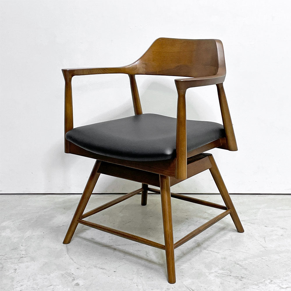 【祖師ヶ谷大蔵店】関家具 ロジャー ROGER ダイニングチェア アームチェア 回転式座面 ウォールナットカラー 合成皮革 ブラック 買取させていただきました。