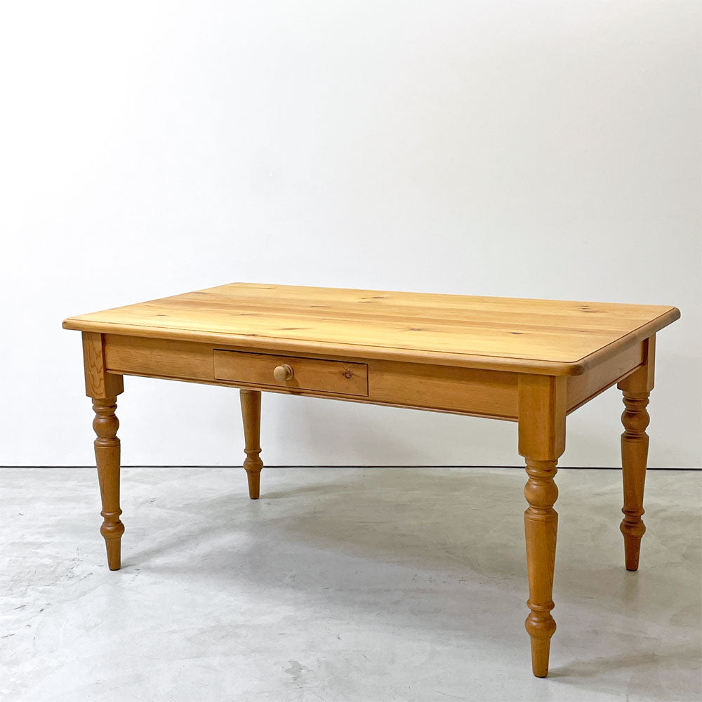 【祖師ヶ谷大蔵店】 ペニーワイズ THE PENNY WISE ポールウィルソン ダイニングテーブル W150cm 抽斗一杯 パイン無垢材 英国カントリー 買取させていただきました。