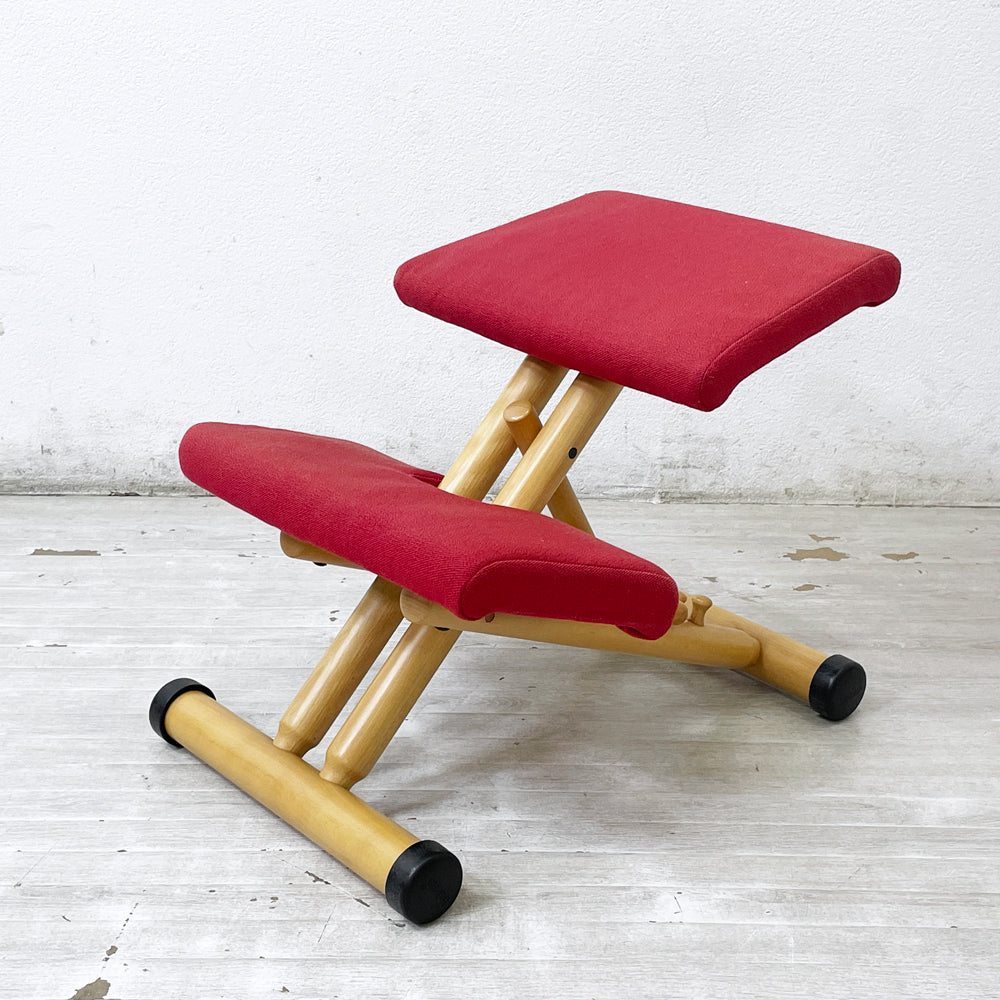 【祖師ヶ谷大蔵店】ストッケ STOKKE ヴァリエール VARIER マルチバランス MULTI バランスチェア ビーチ材 ファブリック レッド 北欧 ノルウェー 買取させていただきました。