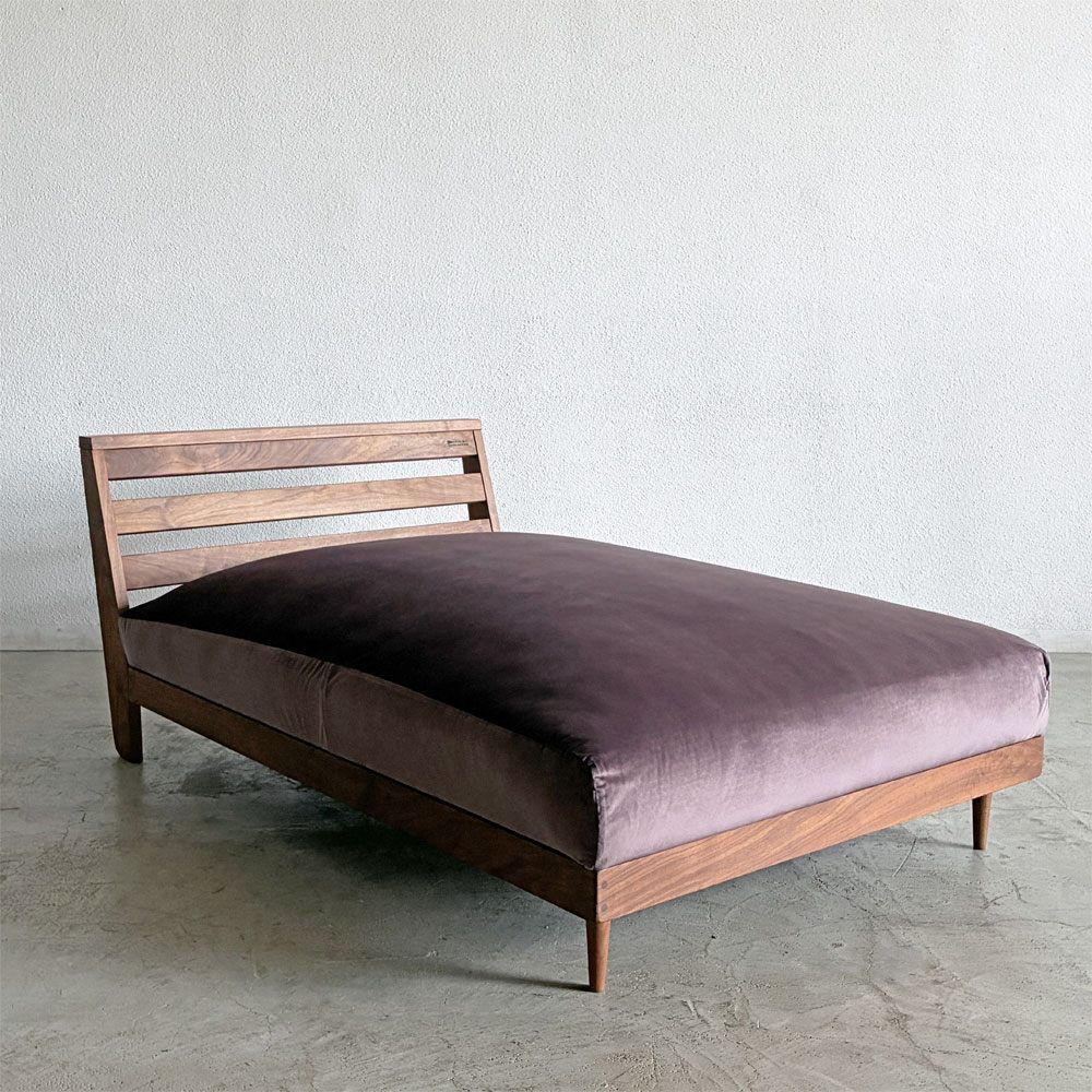 【登戸BASE店】マスターウォール MASTERWAL ヘヴン HEAVEN 950 SOFA アームレスカウチ100 ソファ ファブリックシート ウォールナット無垢材 フルカバーリング アカセ木工 背もたれクッション欠品 買取させていただきました。