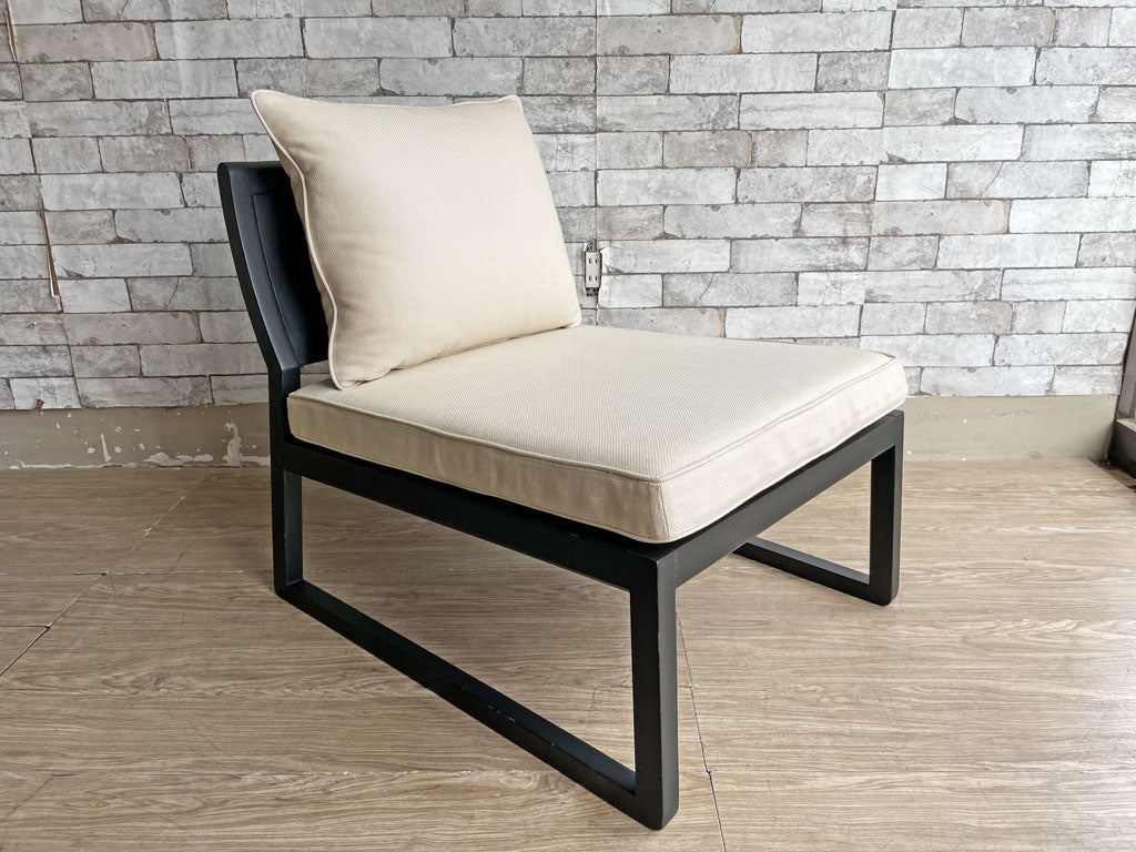 カッシーナ・イクスシー Cassina IXC イーストバイイーストウェスト East by Eastwest ヴィオラ VIOLA ラウンジチェア 廃盤 参考定価\86,184- 中古品 買い取りしました。