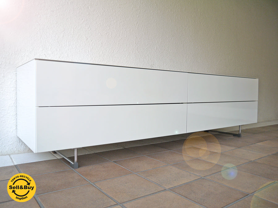 カッシーナ ・ イクスシー Cassina IXC. エディション EDITION ロータス LOTUS シアターボード W1700 グロッシーホワイト 参考価格￥237,600- イクスシーR&Dデザイン AVボード テレビ台 TVボード ローボード TVキャビネット モダンデザイン 新着商品 買い取りしました！ 用賀店 出張買取もお任せ下さい。