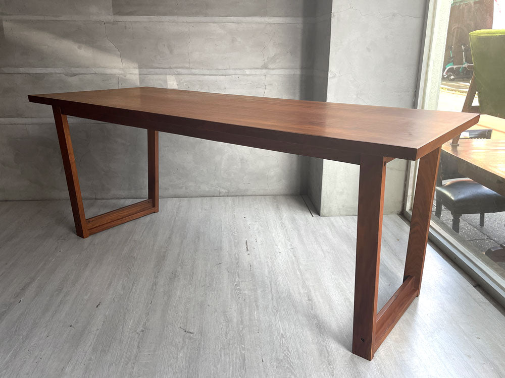 アクタス ACTUS ファイン fine2 ダイニングテーブル ウォールナット W180 モダンスタイル 廃番 中古品 買い取りしました。