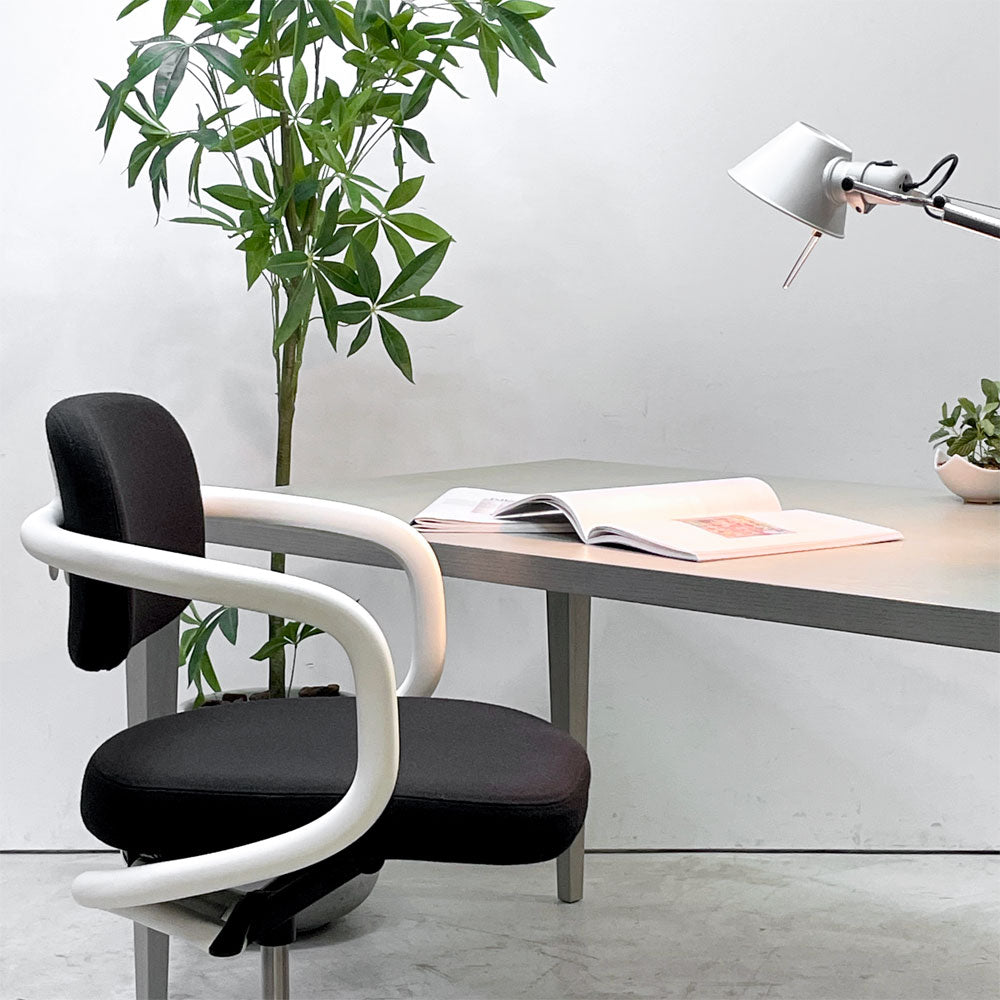 【祖師ヶ谷大蔵店】ヴィトラ vitra オールスター Allstar オフィスチェア デスクチェア ホワイト × ブラック ファブリック コンスタンチン・グルチッチ 参考定価￥163,900- 買取させていただきました。