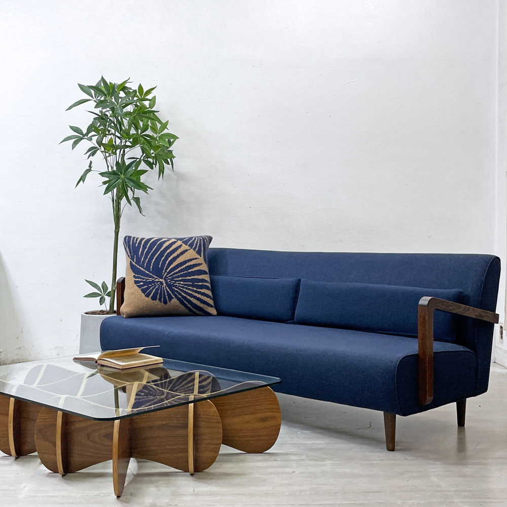● スタンダードトレード STANDARD TRADE SFA-01C 3Pソファ オーク材フレーム ネイビーファブリック ～  いつだって心地良く迎え入れてくれる。 ～