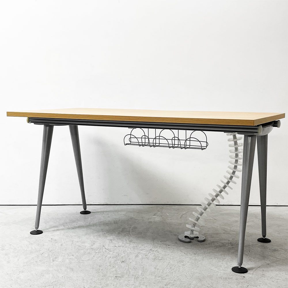 【祖師ヶ谷大蔵店】ハーマンミラー Herman Miller アバックエンバイロメンツ ABAK ミーティングテーブル デスク W140cm オークカラー ケーブルスパイン付き ティム・ウォレス B  買取させていただきました。