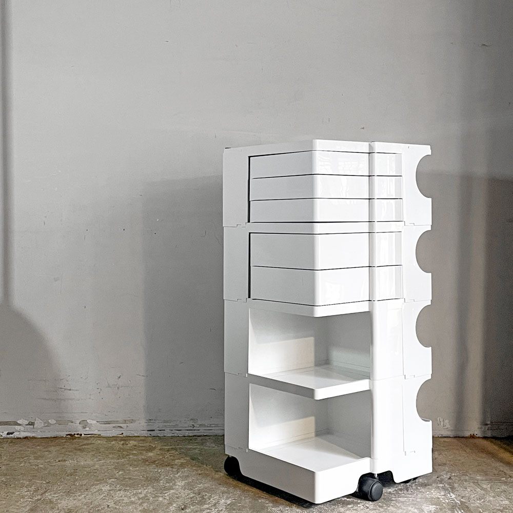 【自由が丘店】ビーライン B-LINE ボビーワゴン BOBY WAGON 4段5トレイ ホワイトカラー ジョエ・コロンボ Joe Colombo イタリア MoMA 買取させていただきました。