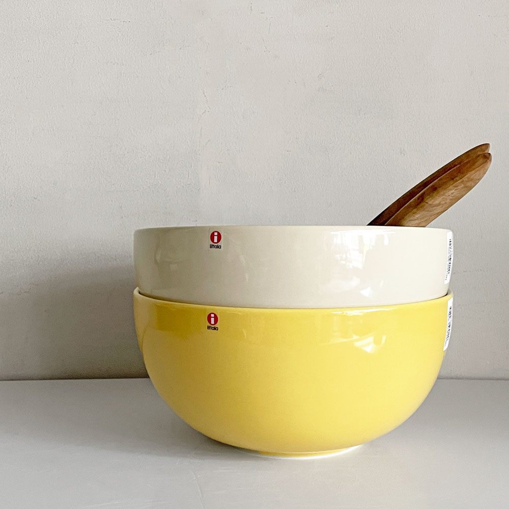 【自由が丘店】イッタラ iittala ティーマ TEEMA 3.4L ボウル ハニー ＆ リネン W24cm カイ・フランク Kaj Franck フィンランド 北欧食器 廃番 計2点 買取させていただきました。