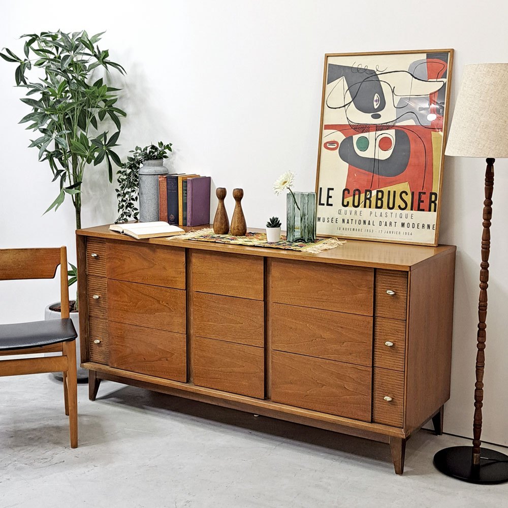 【祖師ヶ谷大蔵店】USビンテージ US Vintage 9ドロワー サイドボード  ワイドチェスト ウォールナット材 W152cm ミッドセンチュリーデザイン 買取させていただきました。