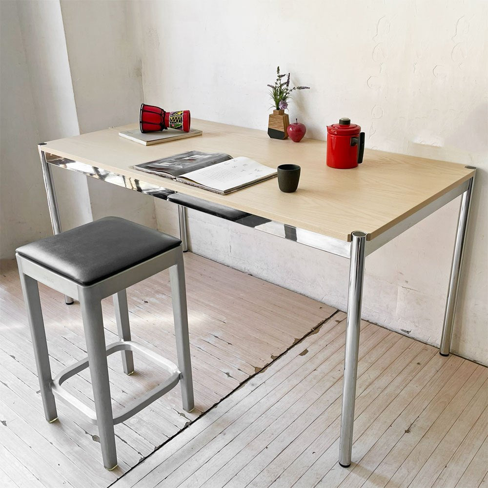 USMハラー USM Haller モジュラーファニチャー USMハラーテーブル デスク オーク材  天板 W150cm フリッツ・ハラー スイス モダンデザイン ～空間を明るくする白みを帯びたオーク天板～