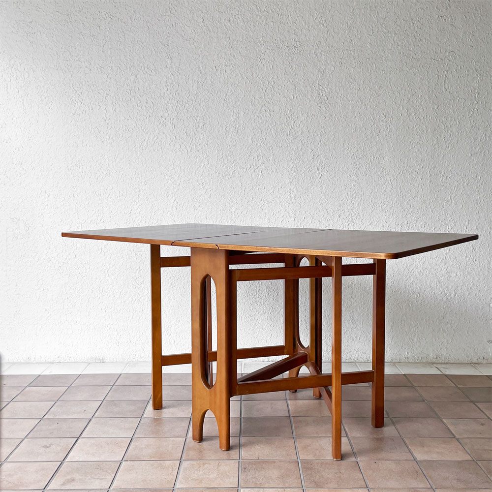 【用賀店】ジェンティーク Jentique ゲートレッグ テーブル gate leg table チーク材 スクエア クロスレッグ バタフライテーブル UKビンテージ 英国家具 買取させていただきました。