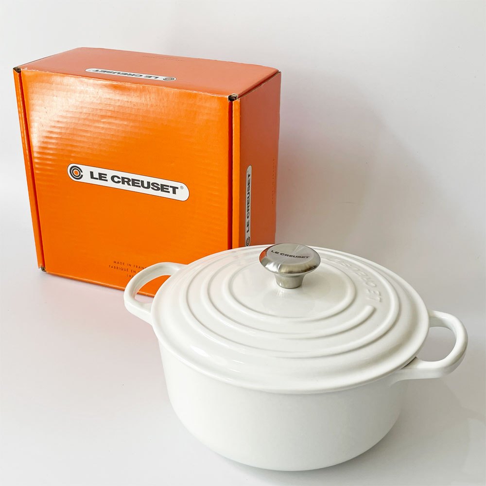 【下北沢店】ルクルーゼ LE CREUSET ココットロンド 22cm ホワイト 両手鍋 鋳物 買取させていただきました。