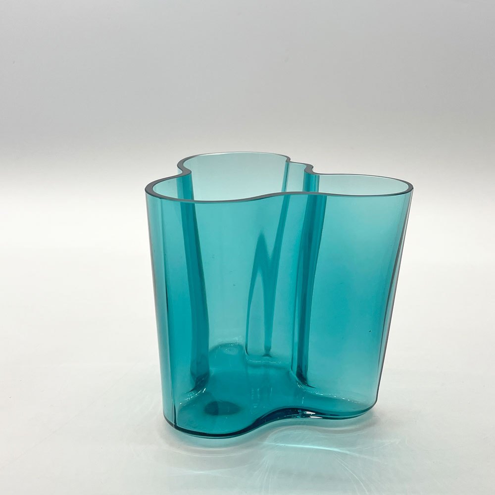 【下北沢店】イッタラ iittala アルヴァ・アアルトコレクション ベース Alvar Aalto Collection Vase シーブルー Alvar Aalto 買取させていただきました。