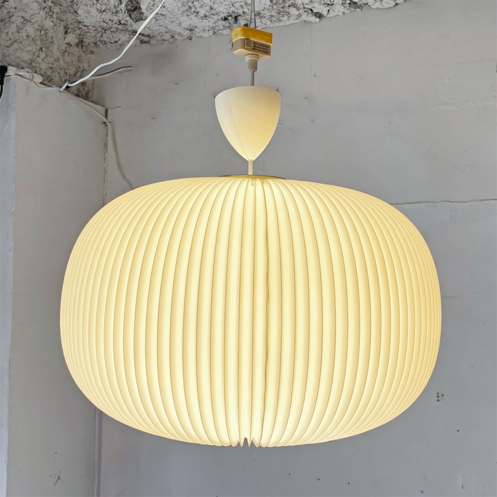 【下北沢店】レクリント LE KLINT ラメラ ペンダント 1 LAMELLA PENDANT 1 ペンダントライト KP132 プリーツ デンマーク 買取させていただきました。