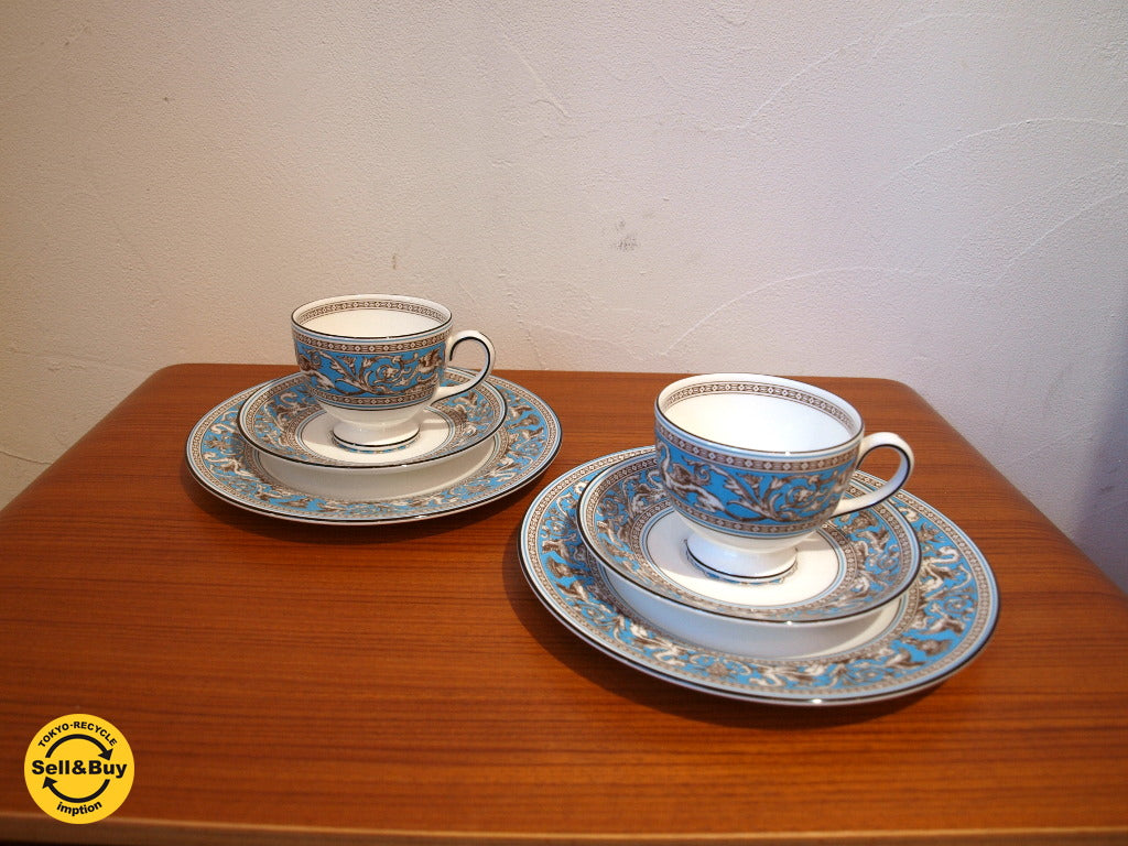 ウェッジウッド Wedgwood フロレンティーン Florenteine ターコイズ トリオ C&S+ケーキプレートセット 2セット中古品 買い取りしました。下北沢店 出張買取もお任せ下さい。