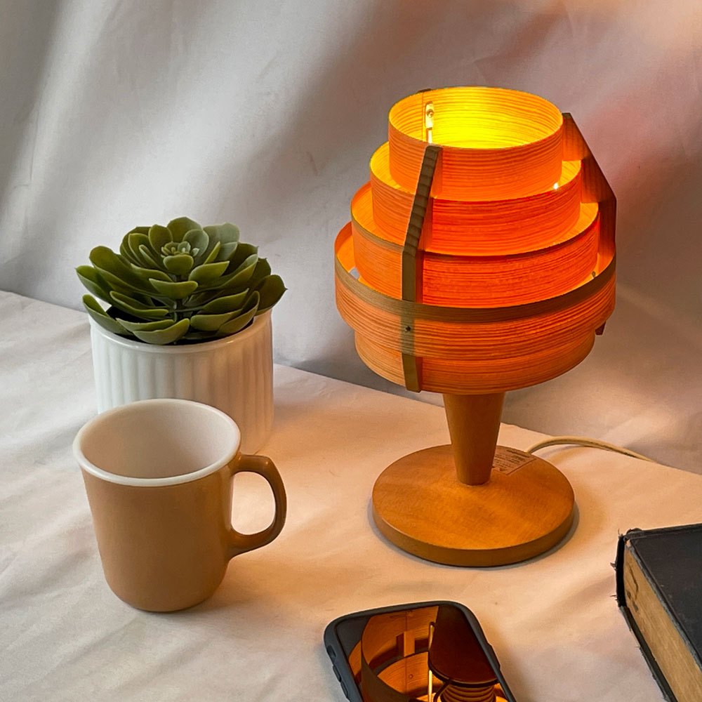  【用賀店】ヤマギワ yamagiwa ヤコブソンランプ JAKOBSSON LAMP テーブルランプ パイン材 S2517 定価￥49,500- 買取させていただきました。