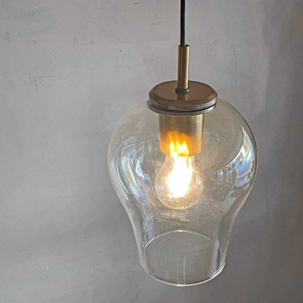 【自由が丘店】ニューライトポタリー NEW LIGHT POTTERY リリー Lily ペンダントライト クリアガラス 真鍮 マウスブロー シーリング H28cm 買取させていただきました。
