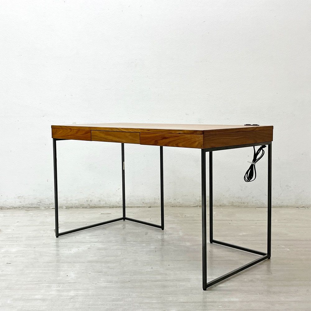 【祖師ヶ谷大蔵店】クラッシュゲート CRASH GATE イージーライフ Easy Life ドック DOCK デスク 抽斗 ウォールナット W120cm 定価￥77,000- 買取させていただきました。