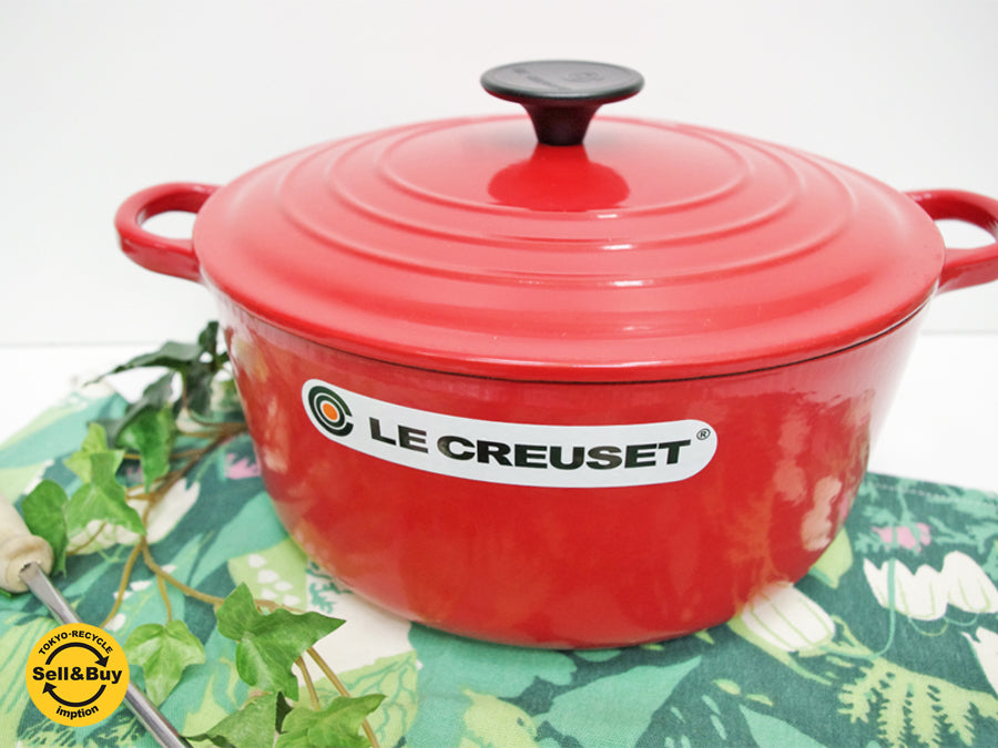 ルクルーゼ LE CREUSET ココットロンド キャセロール Φ 24cm チェリーレッド 箱付き 中古品 買い取りしました。祖師谷大蔵店 出張買取もお任せ下さい。