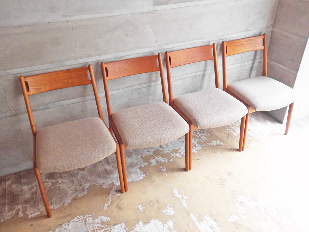 ナチュラルスタイル Natural Style チェリー無垢材 ファブリック仕様 ダイニングチェア  中古品 買い取りしました。