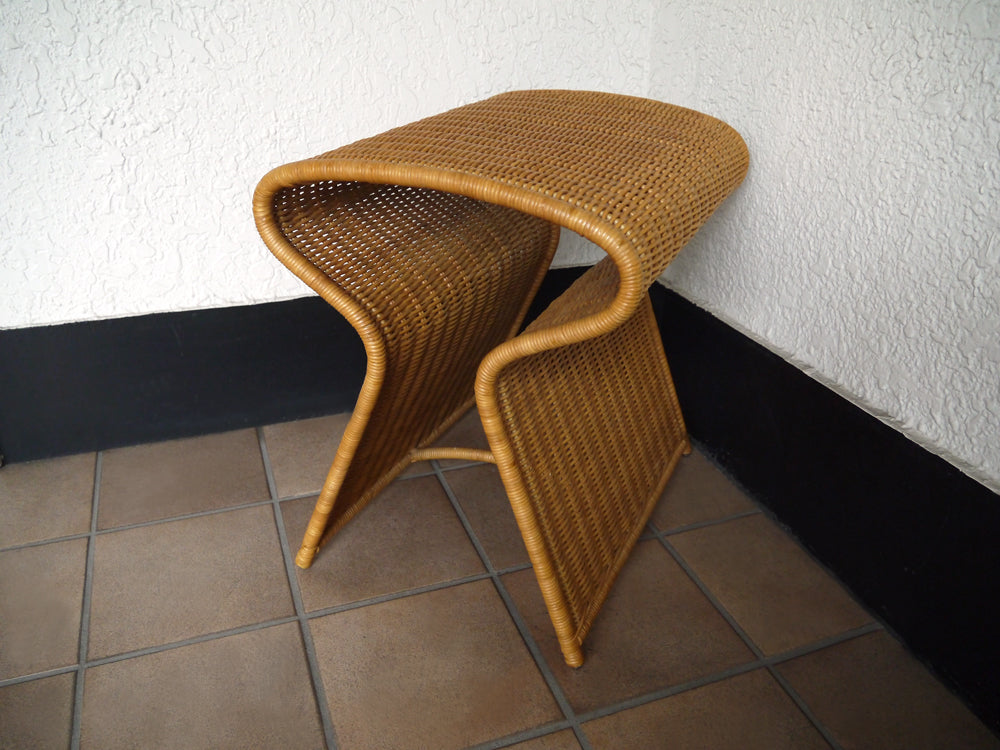 イデー IDEE シュルーム ウィッカー SHROOM WICKER ラタン スツール カリム・ラシッド Karim Rashid 籐編込み オーガニックフォルム ナチュラルモダン 新着商品 買い取りしました。