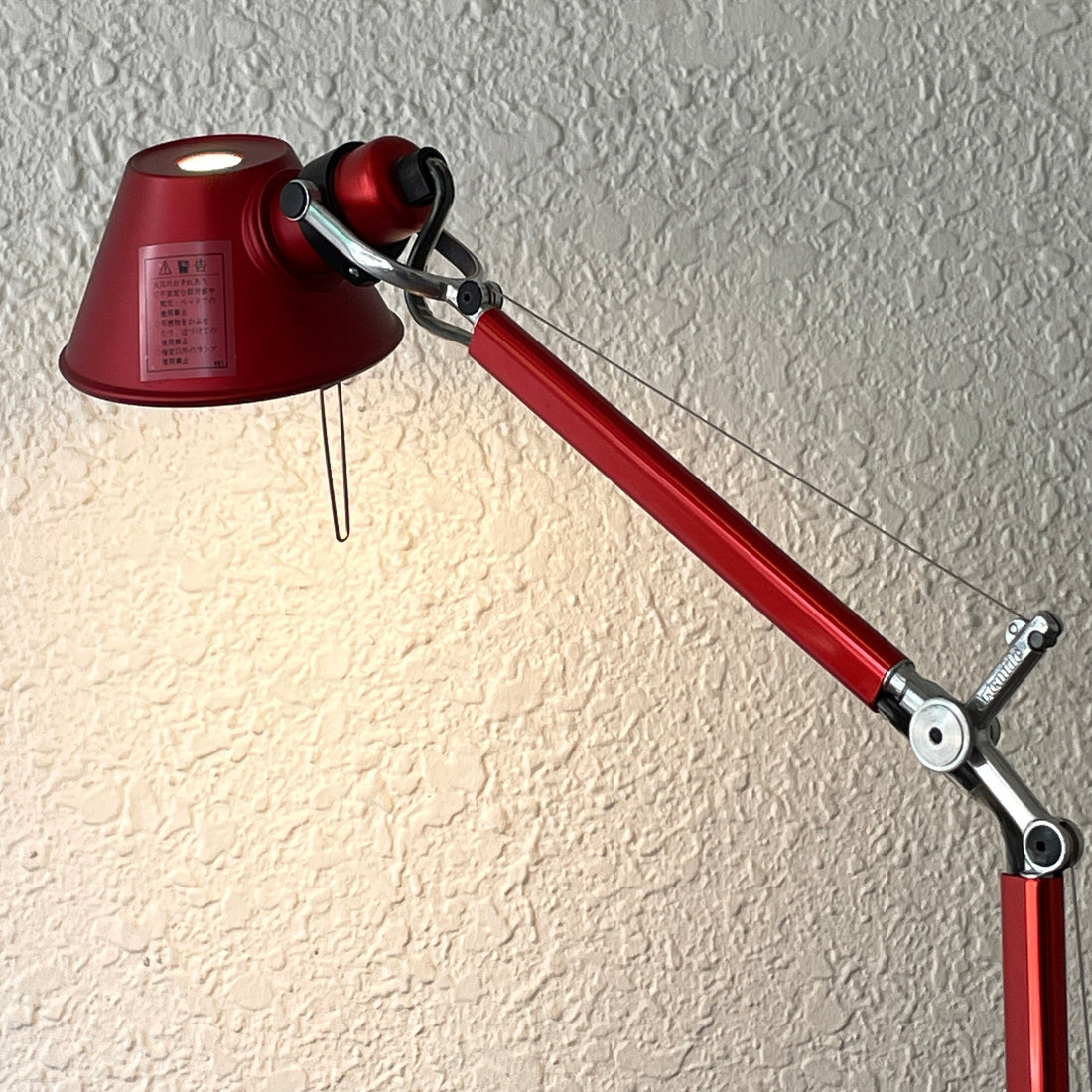 アルテミデ Artemide トロメオ TOLOMEO マイクロ Micro デスクライト テーブルランプ レッド ミケーレ・デ・ルッキ Michele De Lucchi ～機能と美の融合～
