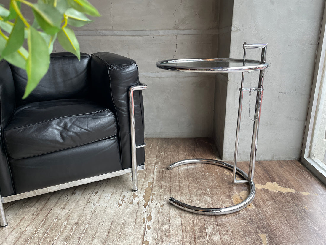 クラシコン ClassiCon アジャスタブルテーブル E1027 アイリーン・グレイ Eileen Gray ガラス サイドテーブル ドイツ MoMA 中古品 買い取りしました。