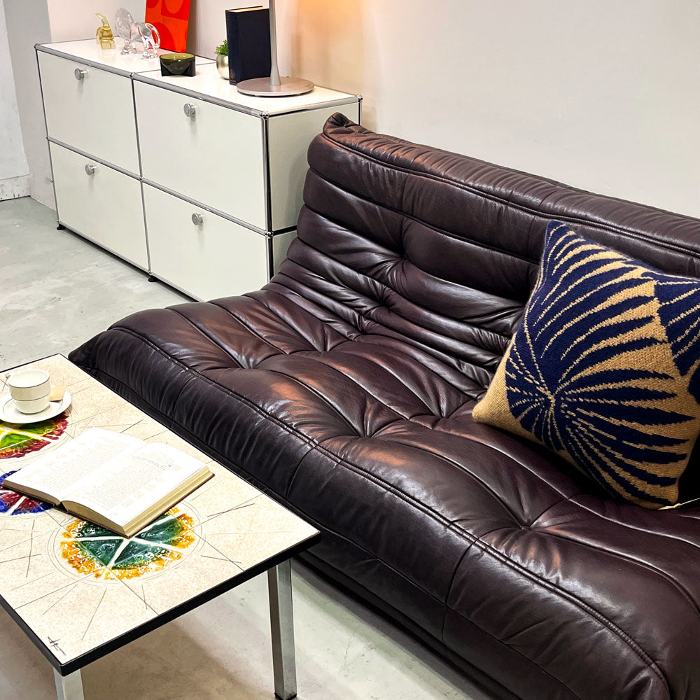 リーンロゼ ligne roset トーゴ TOGO 3シーターソファ 合成皮革 ミッシェル・デュカロワ Michel Ducaroy ～切り取れない完全な個性～