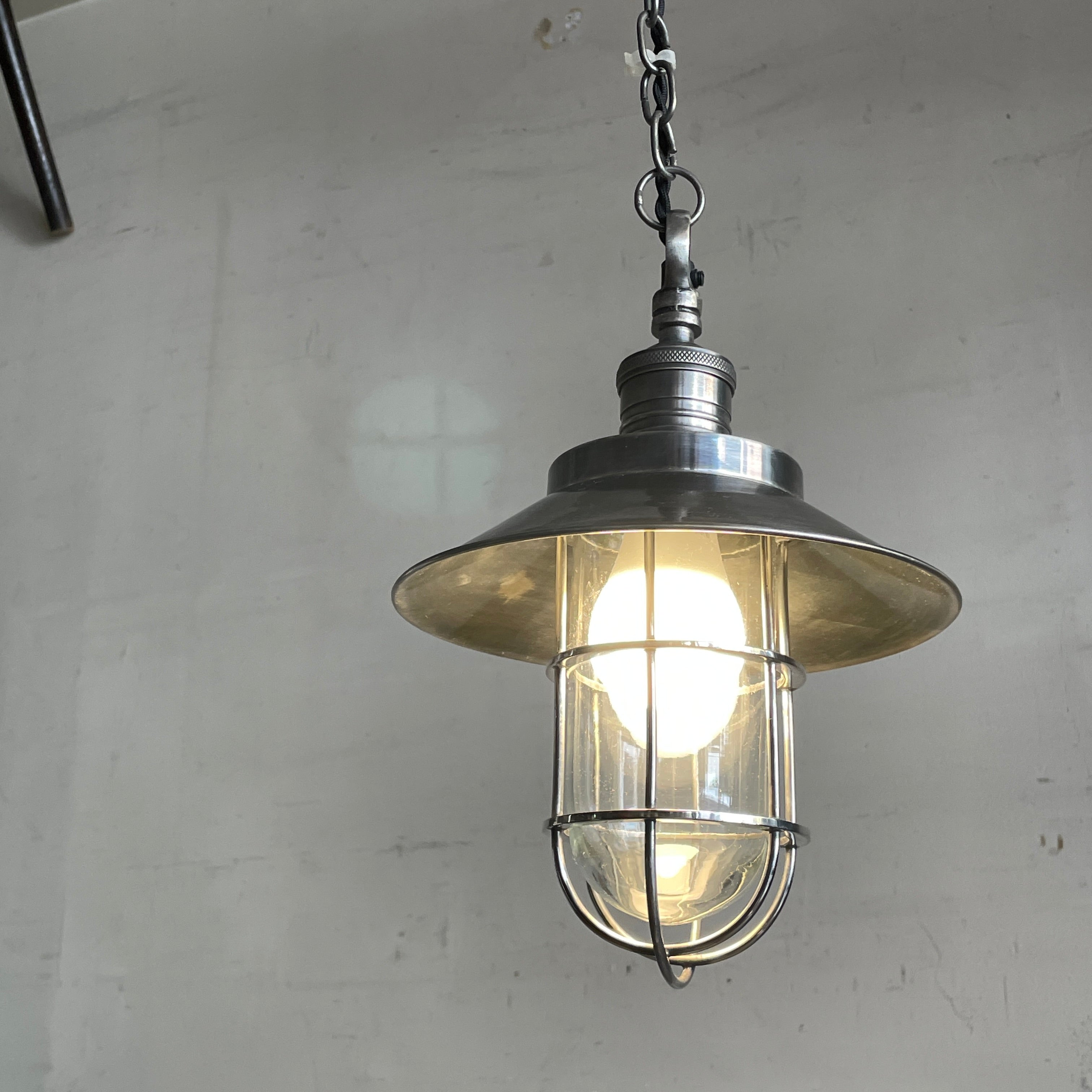 【自由が丘店】インダストリアルデザイン Industrial Design マリンランプ ペンダントライト 船舶用照明 シルバー アンティークスタイル 買取させていただきました。