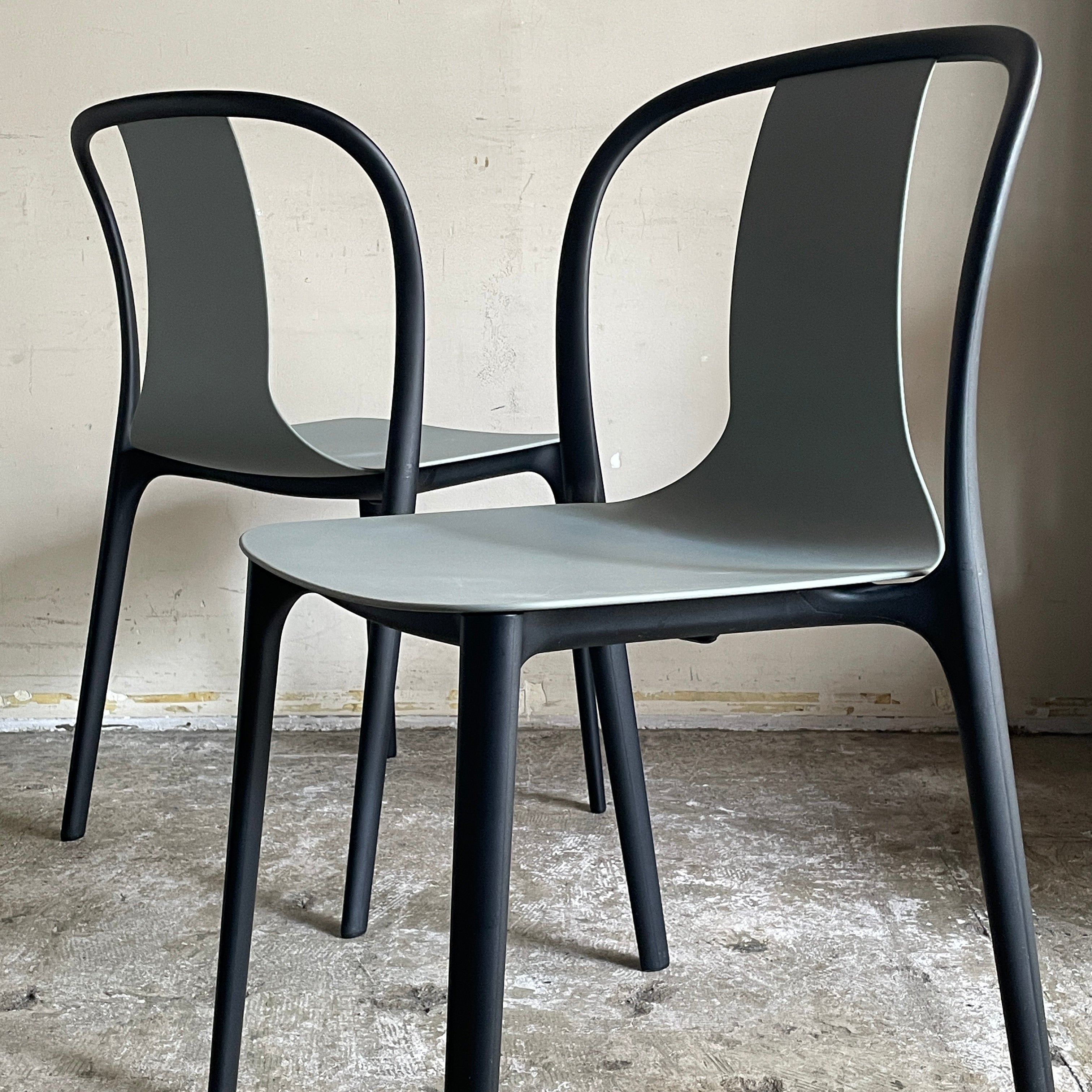 【自由が丘店】ヴィトラ Vitra ベルヴィルチェア Belleville Chair ダイニングチェア スタッキングチェア モスグレー ロナン & エルワン・ブルレック 買取させていただきました。