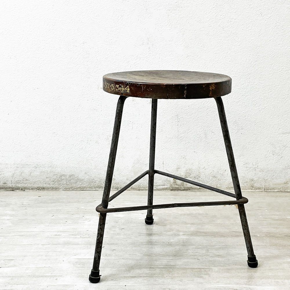 【祖師ヶ谷大蔵店】ピエールジャンヌレ Pierre Jeanneret スツール Stool チーク材 三角脚 ビンテージ レター入り チャンディーガル 1960s 買取させていただきました。
