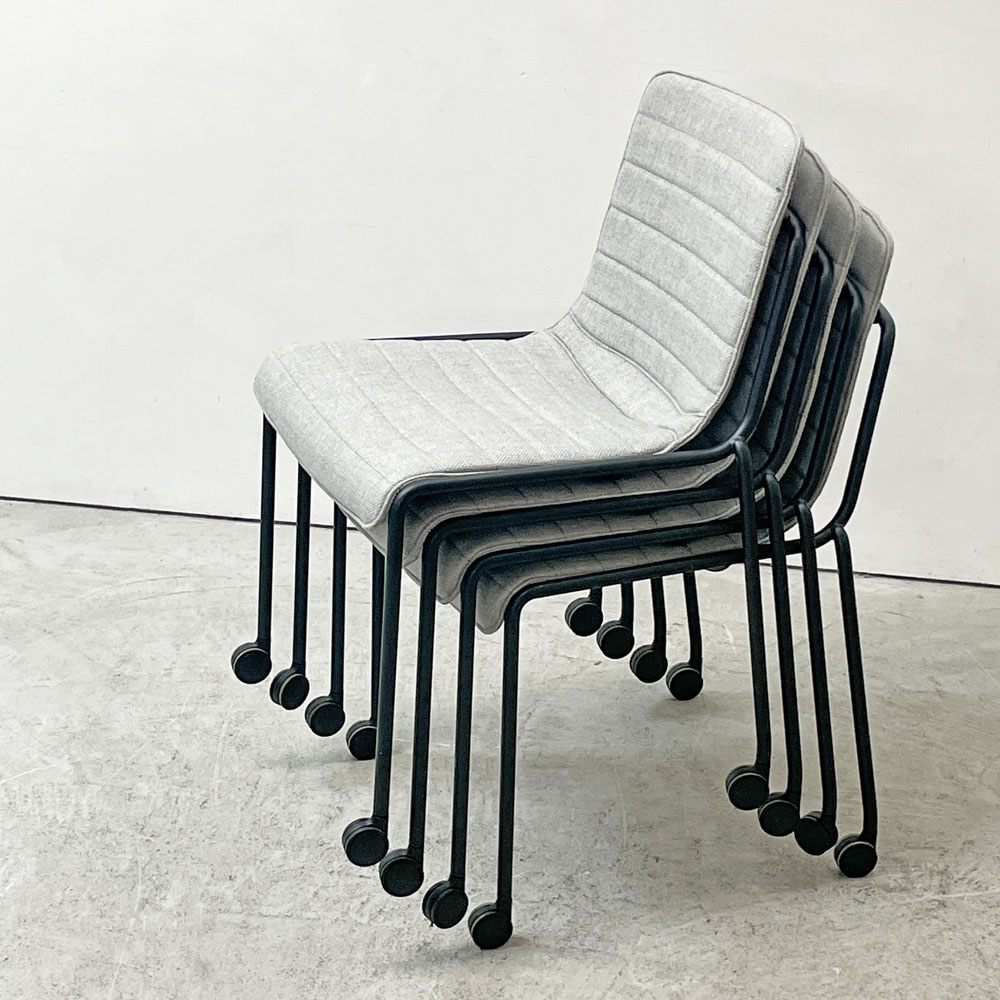 【祖師ヶ谷大蔵店】コクヨ KOKUYO オフセットフレームチェア offset frame chair オフィスチェア スタッキングチェア 4脚セット 4本脚 ファブリックシート スカイグレー キャスター 4脚 買取させていただきました。