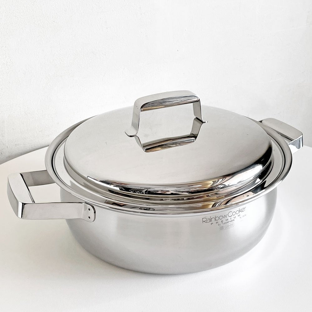 【自由が丘店】タッパーウェア Tupperware レインボークッカー プレミアム II 26cm 深鍋 両手鍋 アルミ ステンレス 全面多層構造 無水調理 アメリカ 買取させていただきました。