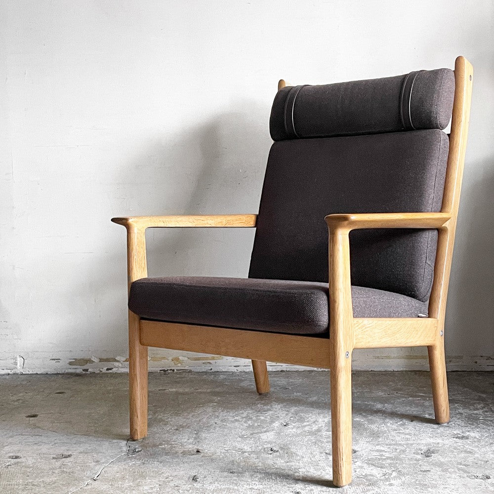 【自由が丘店】ゲタマ GETAMA GE265 ハイバックチェア 1Pソファ オーク材 ファブリック レザーベルト ブラウンカラー ハンス・J・ウェグナー ビンテージ 北欧家具 買取させていただきました。