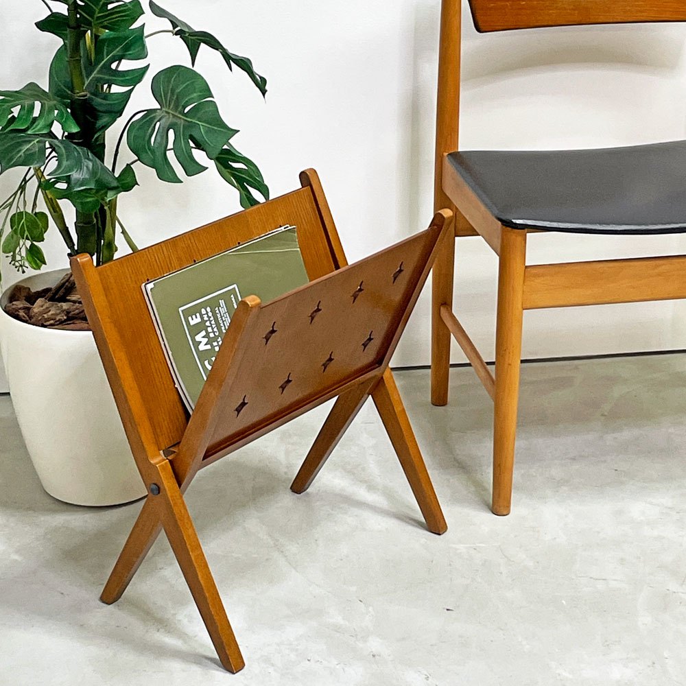 【祖師ヶ谷大蔵店】アクメファニチャー ACME Furniture ブルックス BROOKS BOOK STAND ブックスタンド マガジンラック 折りたたみ 定価￥13,200- 廃番 買取させていただきました。