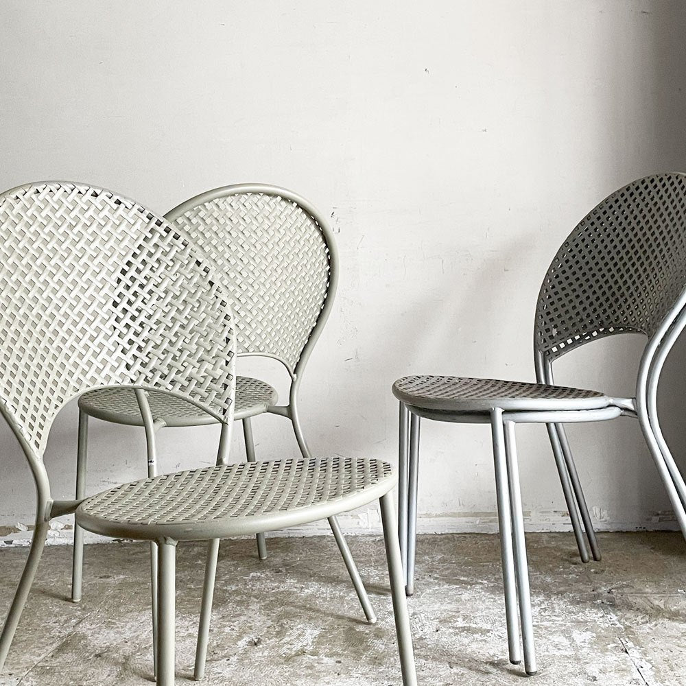 【自由が丘店】エミュー emu Sole スタッキングチェア ガーデンチェア ダイニングチェア 2脚セット シルバー イタリア 買取させていただきました。