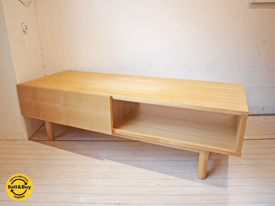 無印良品 MUJI タモ材 丸脚 ラック TVボード AVボード ナチュラル スライド扉 中古品 買い取りしました。下北沢店 出張買取もお任せ下さい。